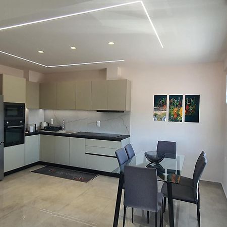 Ephantasy Living - Luxury Home With Roof Garden Kalamaki (Heraklion) Exterior foto
